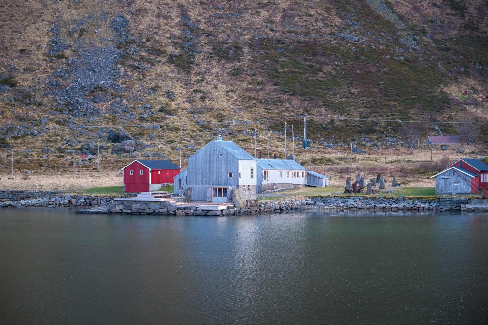 Villa Lofoten - The Farmhouse Kvalnes  Exterior foto